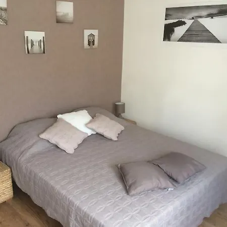 Holiday home Grande Et Belle Maison Pour 10 Au Calme Au Pied Du Chateau Medieval Carcassonne